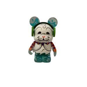 DISNEY Vinylmation 3" Park Set 4 Cutesters in Snow Sea Lion Seal Ear Muffs